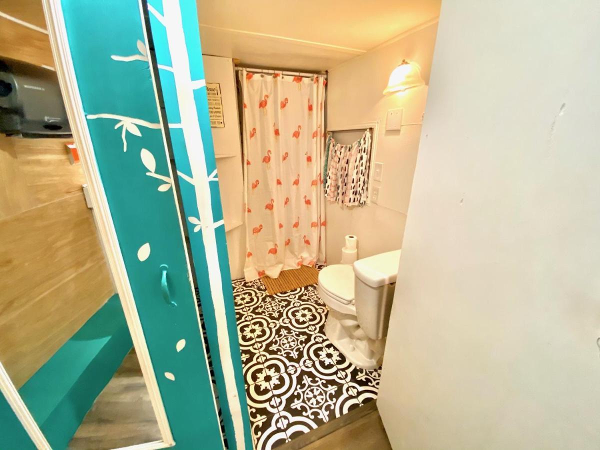 Lone Star Glamp Inn Warrenton 외부 사진
