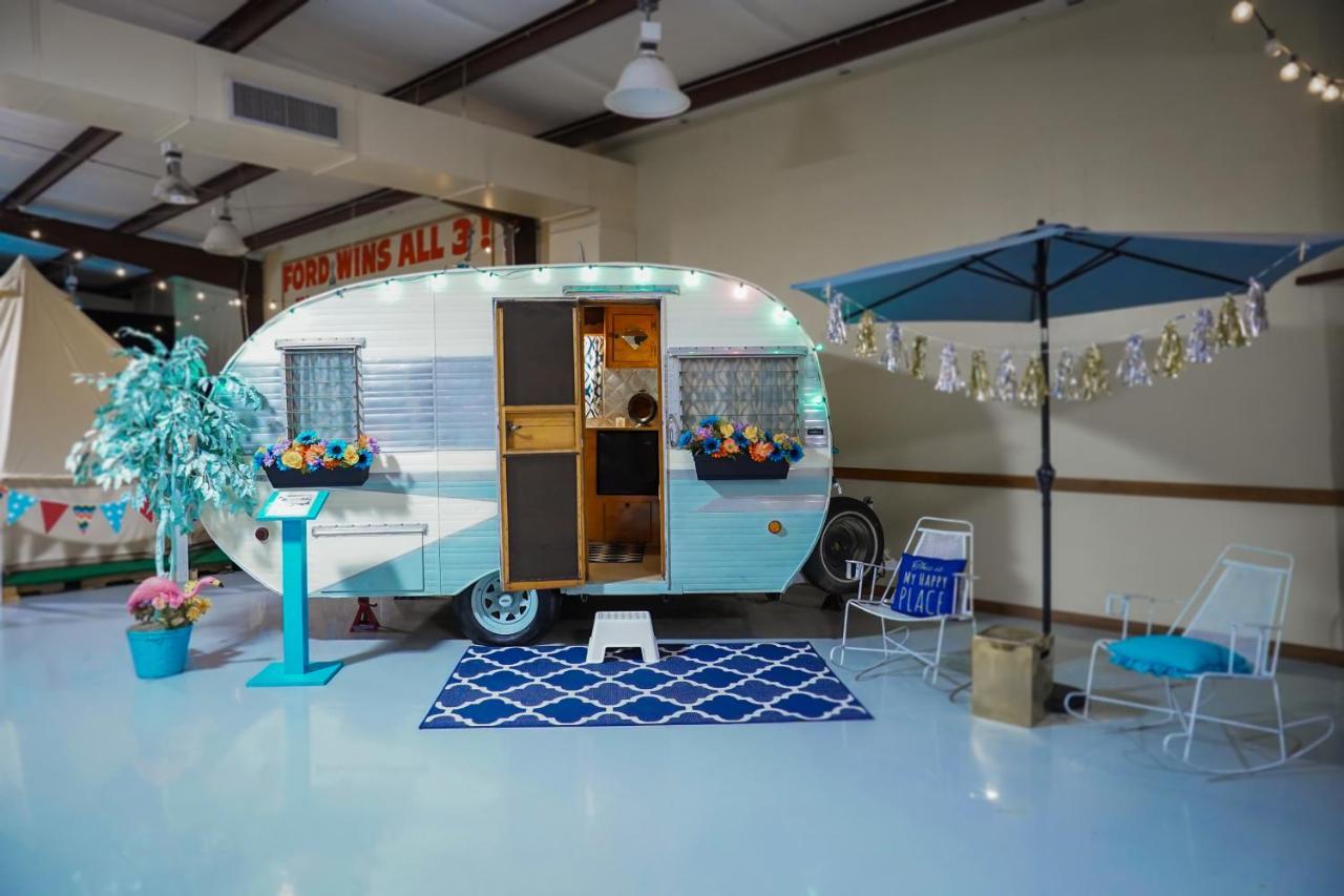 Lone Star Glamp Inn Warrenton 외부 사진