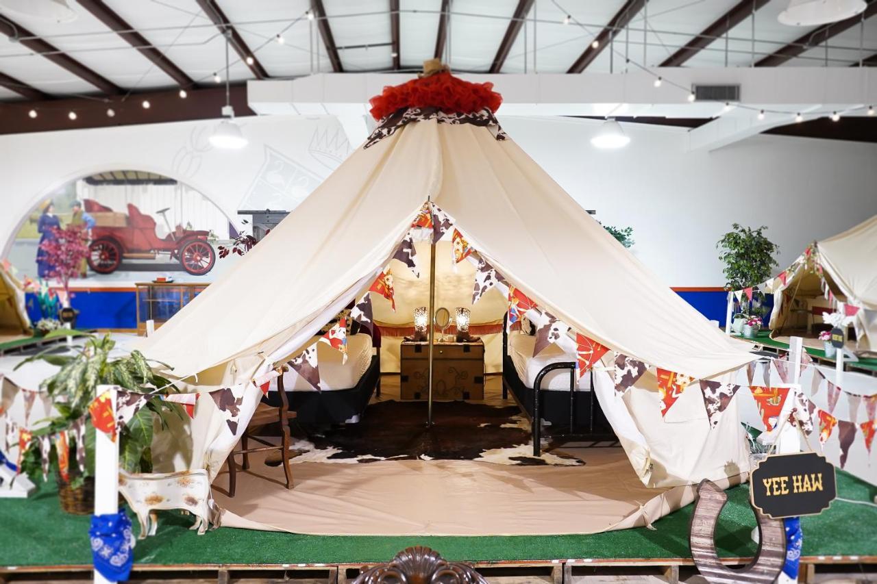 Lone Star Glamp Inn Warrenton 외부 사진