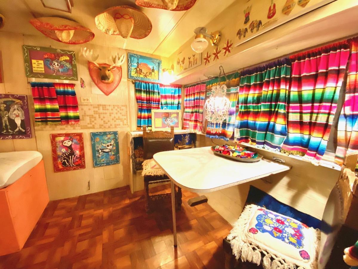 Lone Star Glamp Inn Warrenton 외부 사진