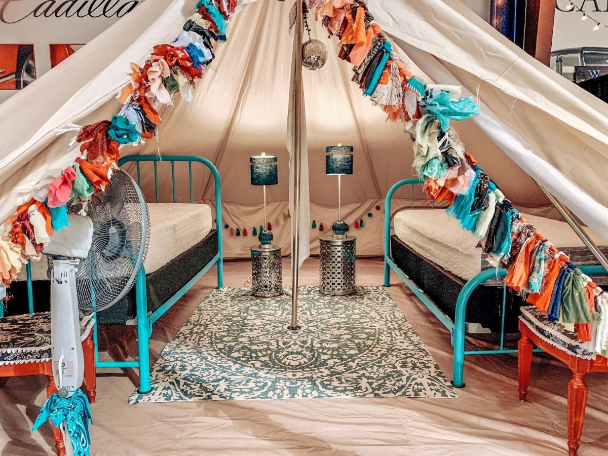 Lone Star Glamp Inn Warrenton 외부 사진