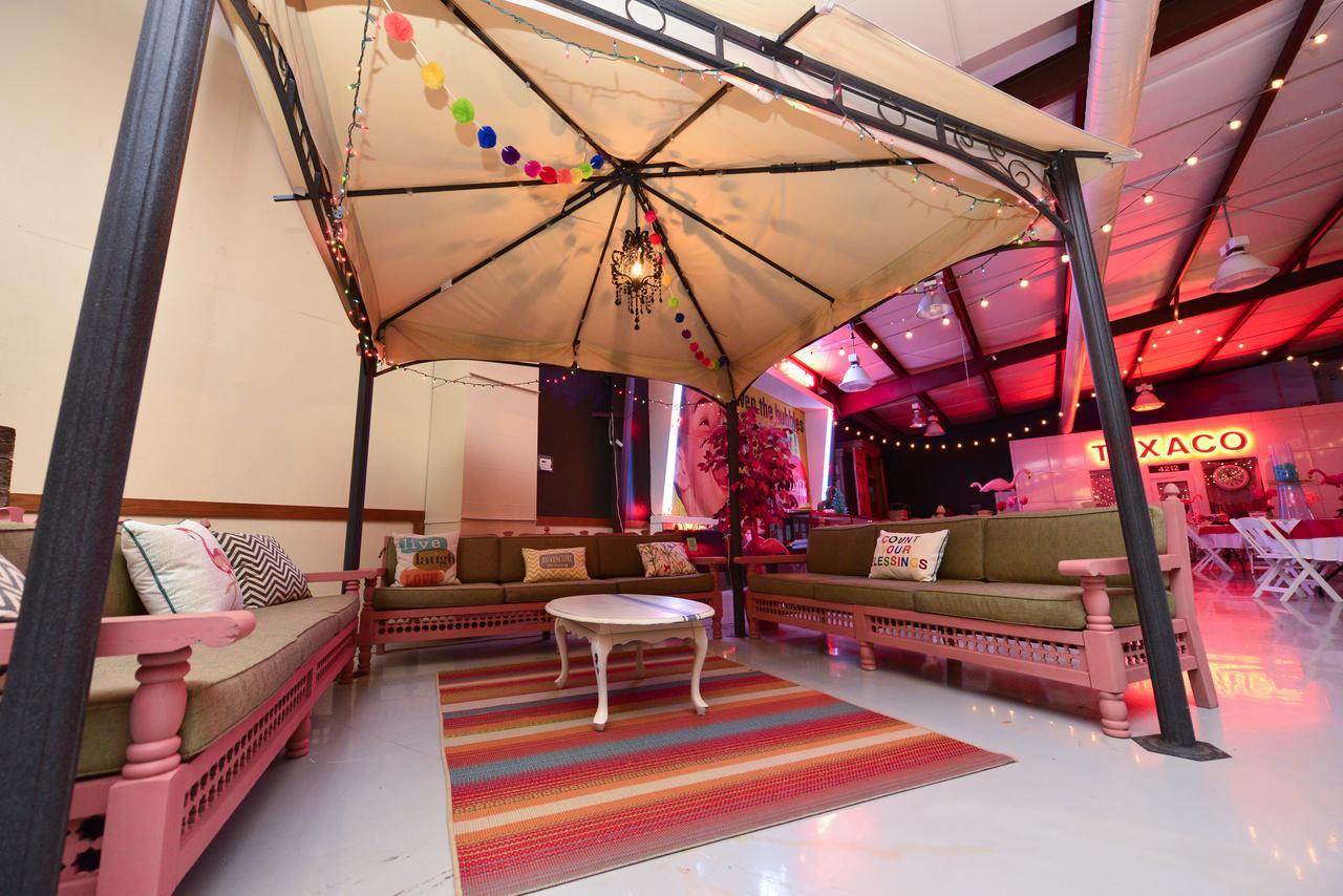 Lone Star Glamp Inn Warrenton 외부 사진