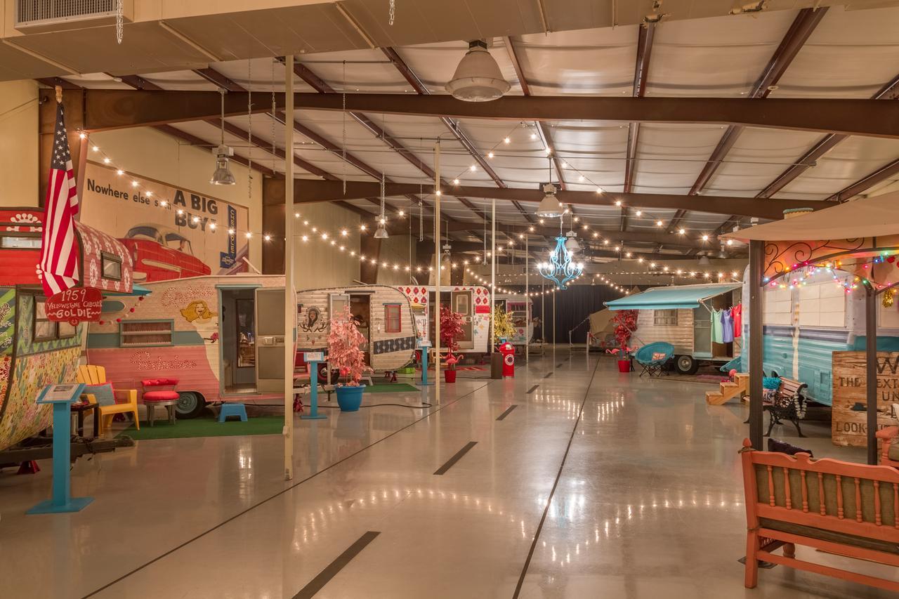 Lone Star Glamp Inn Warrenton 외부 사진