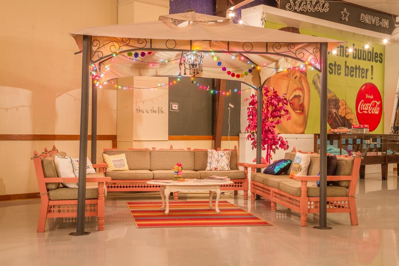 Lone Star Glamp Inn Warrenton 외부 사진